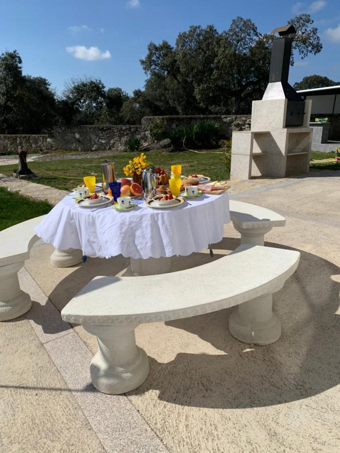 Villa Entre Encinas Moralina Екстериор снимка